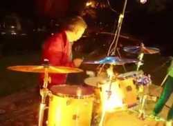 Կարեն Կարապետյանը նաև հիանալի նվագում է (բացառիկ տեսանյութ)
