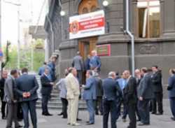 «Վերեւից» հասկացրել են, թե որ պատգամավորները կարող են լինել ՀՀԿ-ի ցուցակում