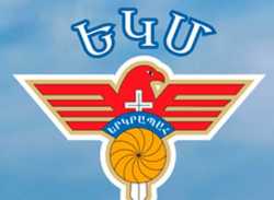 Շիրակի մարզի ԵԿՄ կառույցում միմյանց հերթ չտալով զինվորագրվում են...
