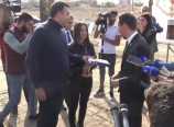 Գիրք նվիրելու համար մարդուն կարելի է այսքան խորը կերպով հետապնդել Գիրք նվիրելու համար մարդուն կարելի է այսքան խորը կերպով հետապնդել