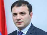 Էջմիածնի քաղաքապետը շարունակելու է կատարել քաղաքապետի լիազորությունները.Արմավիրի մարզպետ Գագիկ Միրիջանյան Էջմիածնի քաղաքապետը շարունակելու է կատարել քաղաքապետի լիազորությունները.Արմավիրի մարզպետ Գագիկ Միրիջանյան
