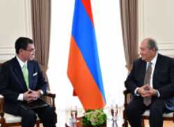  Նախագահ Սարգսյանը հյուրընկալել է Ճապոնիայի արտաքին գործերի նախարարին