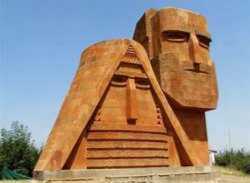Արցախ, մեզ ներիր, ներիր...