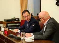 Հունաստանում Վիգեն Սարգսյանը ներկայացրել է հայ-հունական ռազմական եւ համագործակցության առաջնահերթությունները