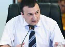 ««Զառերով» պաստառի հետ կապված տհաճ խոսակցություններ եղել են». ԲՀԿ-ն՝ Գյումրիի քաղաքապետի թեկնածուի որդու առեղծվածային մահվան եւ ընտրարշավի մասին
