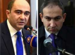 Նիկոլը Էդմոնին փուռն է տալիս