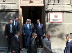 ՀՀԿ-ում խուճապ է. Պրիմիտիվ գողերի վերջը. Lragir