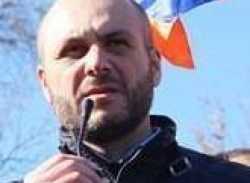 «Սասնա Ծռեր» խմբավորման խոսնակ Վարուժան Ավետիսյանի պարզաբանումը . 10 օգոստոսի 2016թ. Վարդաշեն