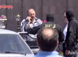  Ինչու Դոն Պիպոյին չեն թողնում մտնել Հայաստան. եղբոր սպանության վրեժն ու հետախուզումը. Armlur