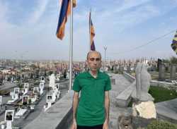 Ես արդեն Երևանում եմ՝ բոլոր արցախցիների պես՝ հայրենազուրկ ու սրտաբեկ, բայց չկոտրված.Արտակ Բեգլարյան