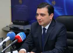 Նախարարի կինը ԱՄՆ-ից է գումար ստանում..