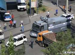 Ոստիկանության շենքի գրոհից անցել է մեկ օր